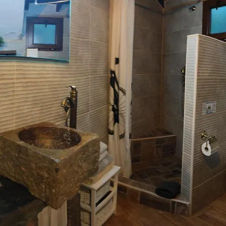 펜션 Casa Irma, Great Sea And Mountains Views, Rural House 아데제