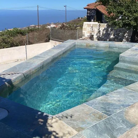 Feriehus Casa Irma, Great Sea And Mountains Views, Rural House Costa Adeje (Tenerife)