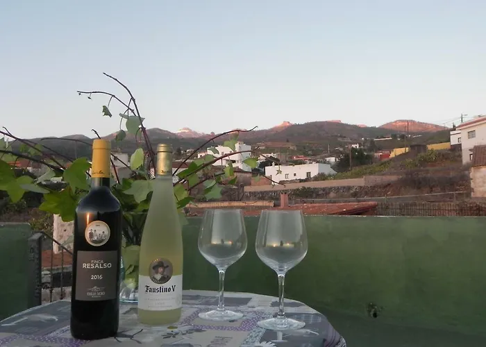 Casa Irma, Great Sea And Mountains Views, Rural House أذيخي